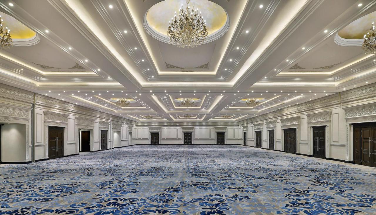Voco - Riyadh, An Ihg Hotel - فندق فوكو الرياض, احدى فنادق مجموعة إنتركونتيننتال Exterior photo The Grand Ballroom