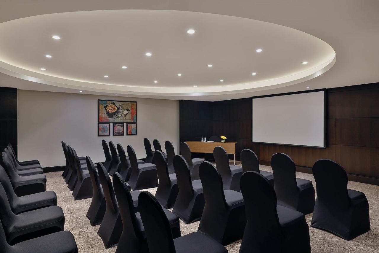 Voco - Riyadh, An Ihg Hotel - فندق فوكو الرياض, احدى فنادق مجموعة إنتركونتيننتال Exterior photo Meeting room