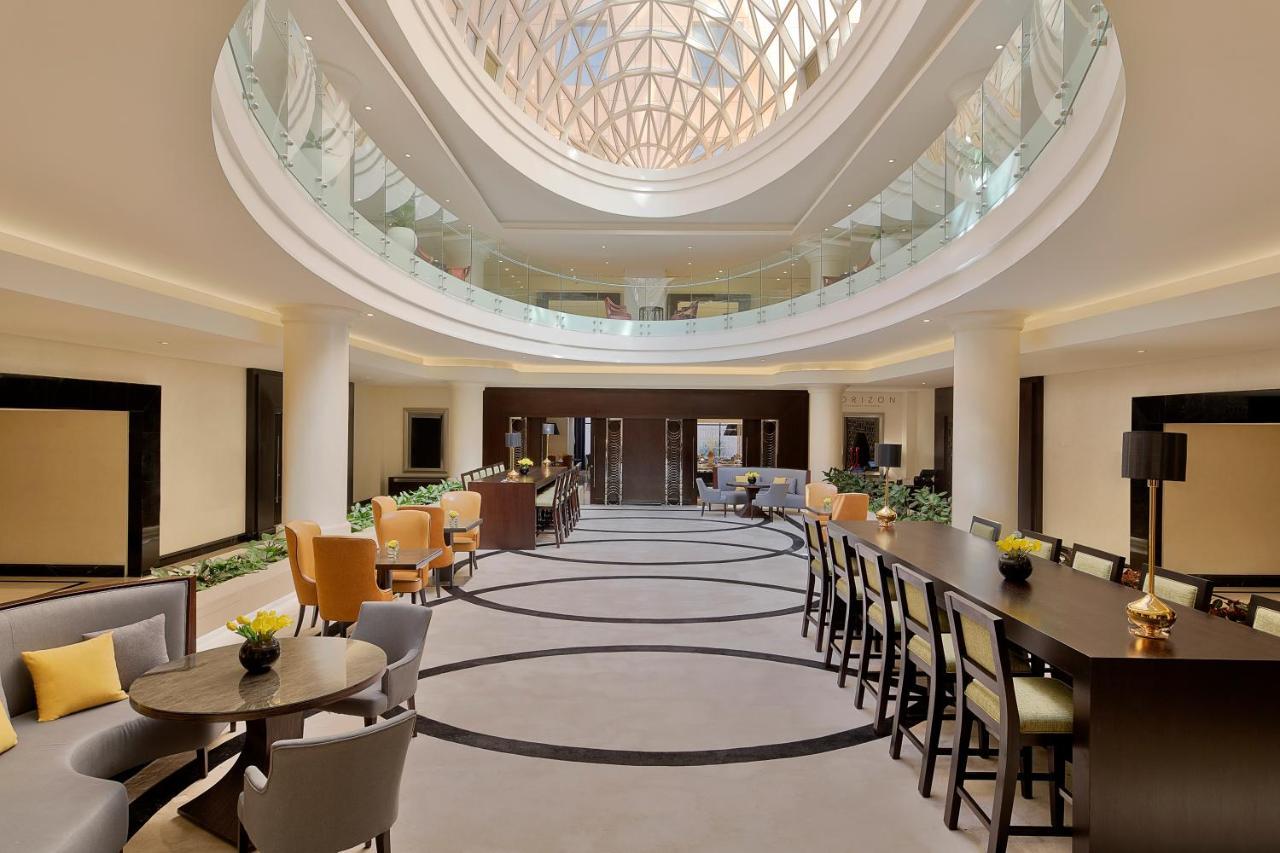 Voco - Riyadh, An Ihg Hotel - فندق فوكو الرياض, احدى فنادق مجموعة إنتركونتيننتال Exterior photo The Concourse